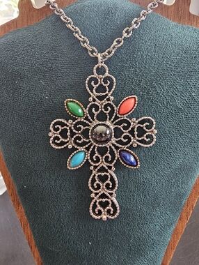 Vintage Avon Necklace